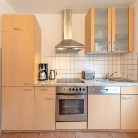 Σπίτι διακοπών Geraeumiges Fuer Familie Im Hafendorf Mueritz